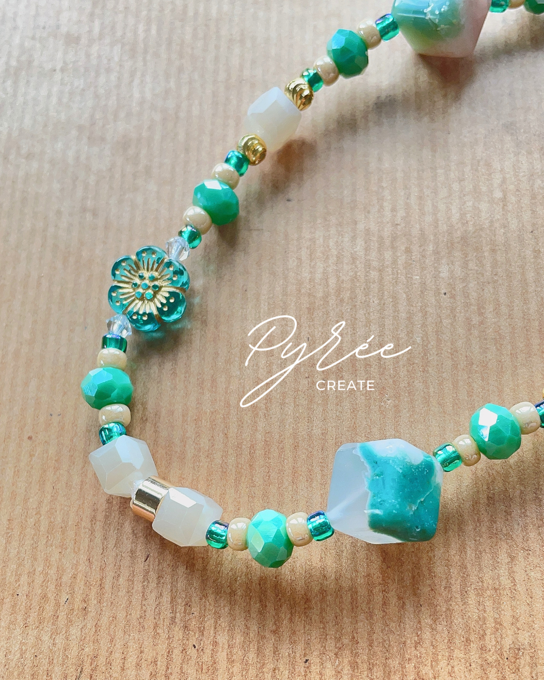 [One & Only] The Painting in Green - Green Flower Agate